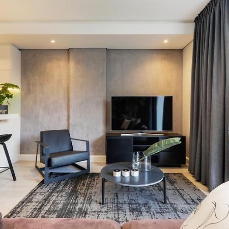 35 On Main By Stay In Luxury Kapstaden Exteriör bild