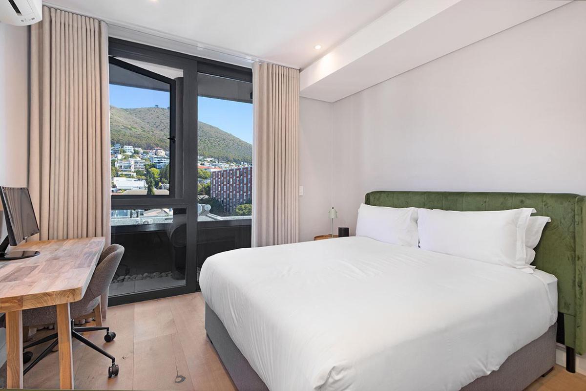 35 On Main By Stay In Luxury Kapstaden Exteriör bild